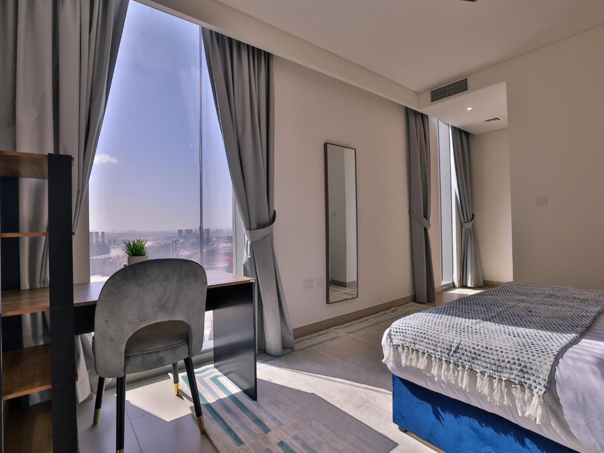 Luxurious Apartments Dubai Marina Views Pool Gym By Sojo Stay Eksteriør billede