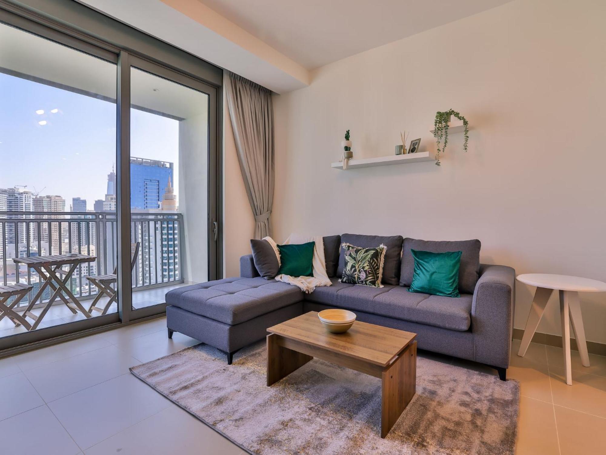 Luxurious Apartments Dubai Marina Views Pool Gym By Sojo Stay Eksteriør billede